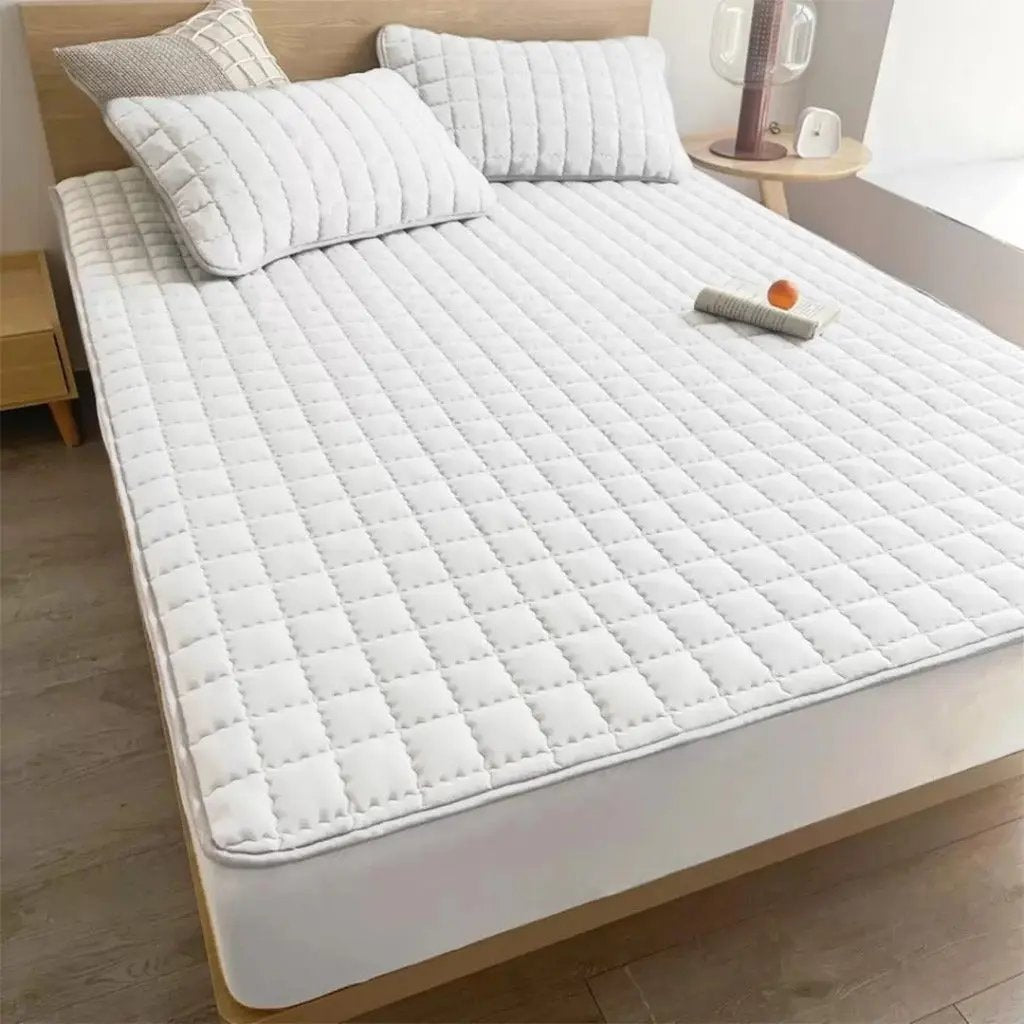 Wasserdichter, matter Matratzenbezug mit Gummizug – Mein Shop