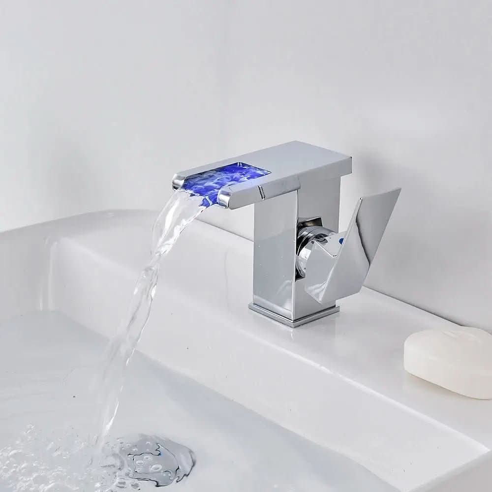 Gourmet-Einhand-Badezimmerarmatur – Rubinette Elegância e Practicidade – Morada Serena