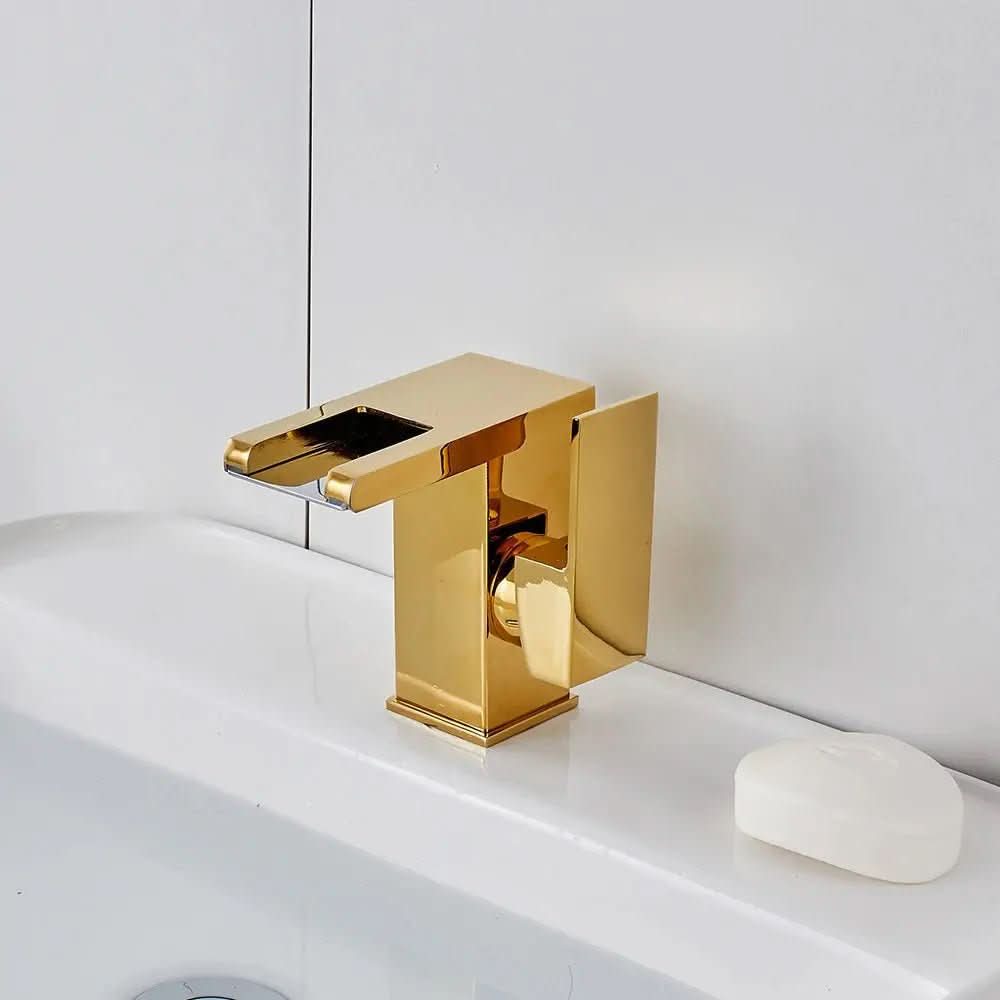 Gourmet-Einhand-Badezimmerarmatur – Rubinette Elegância e Practicidade – Morada Serena