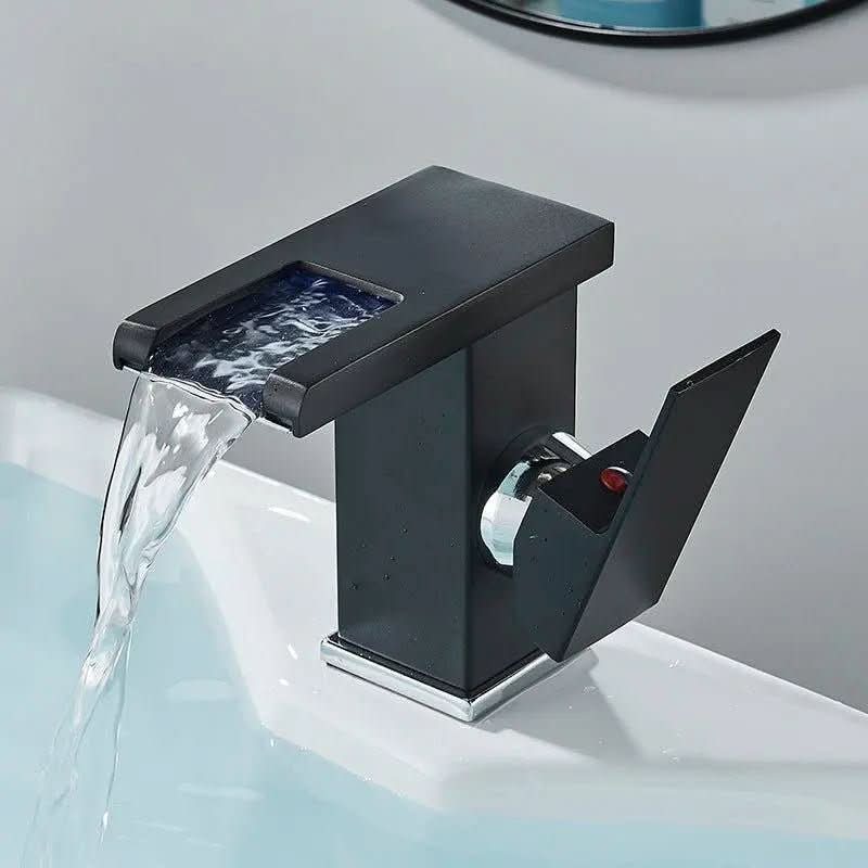 Gourmet-Einhand-Badezimmerarmatur – Rubinette Elegância e Practicidade – Morada Serena