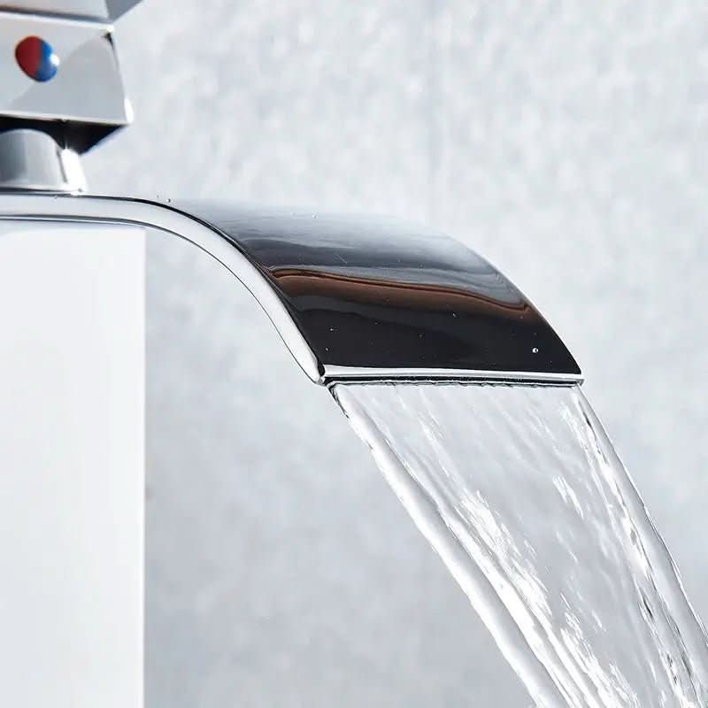 Gourmet-Einhand-Badezimmerarmatur – StreamLine – Morada Serena