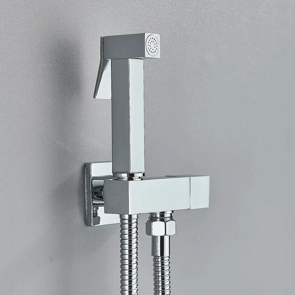 Hygienische Dusche für goldenes Badezimmer – Raffinesse und Funktionalität – Mein Shop