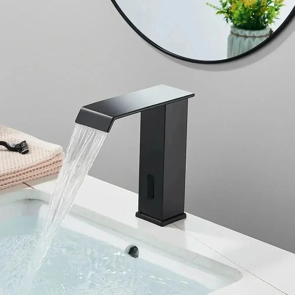 Elektrischer Badezimmerhahn mit Berührungssensor, Modell Arion – Mein Shop