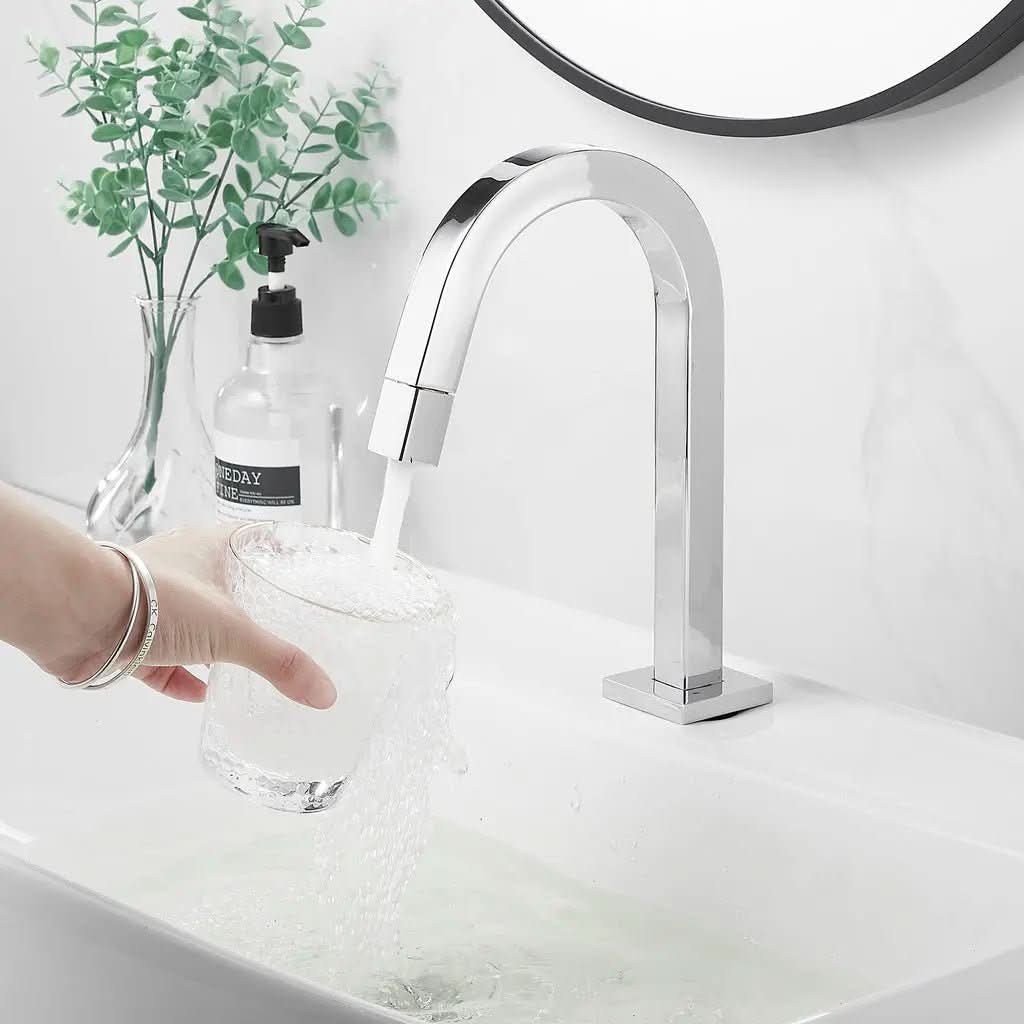 Torneira Para Banheiro Somente Água Fria Modelo Aqualux: Praticidade e Elegância no Seu Banheiro - Minha loja