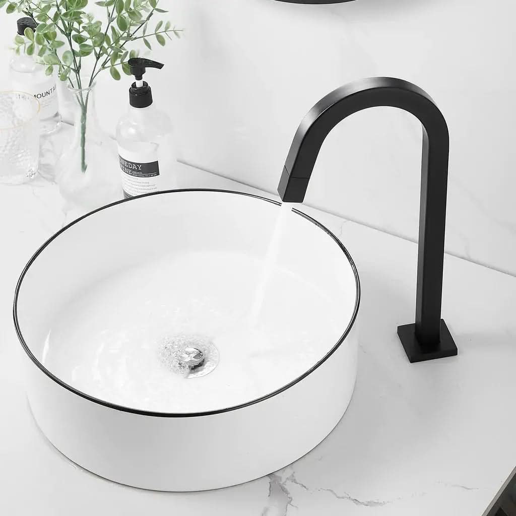 Torneira Para Banheiro Somente Água Fria Modelo Aqualux: Praticidade e Elegância no Seu Banheiro - Minha loja