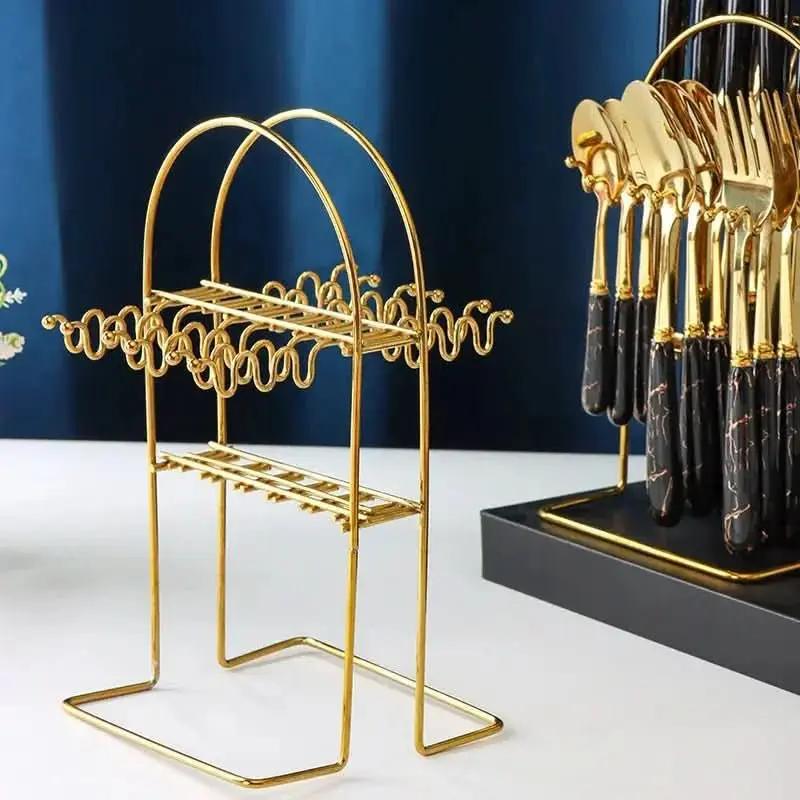 Goldenes Besteckset 24-teilig - Mein Shop