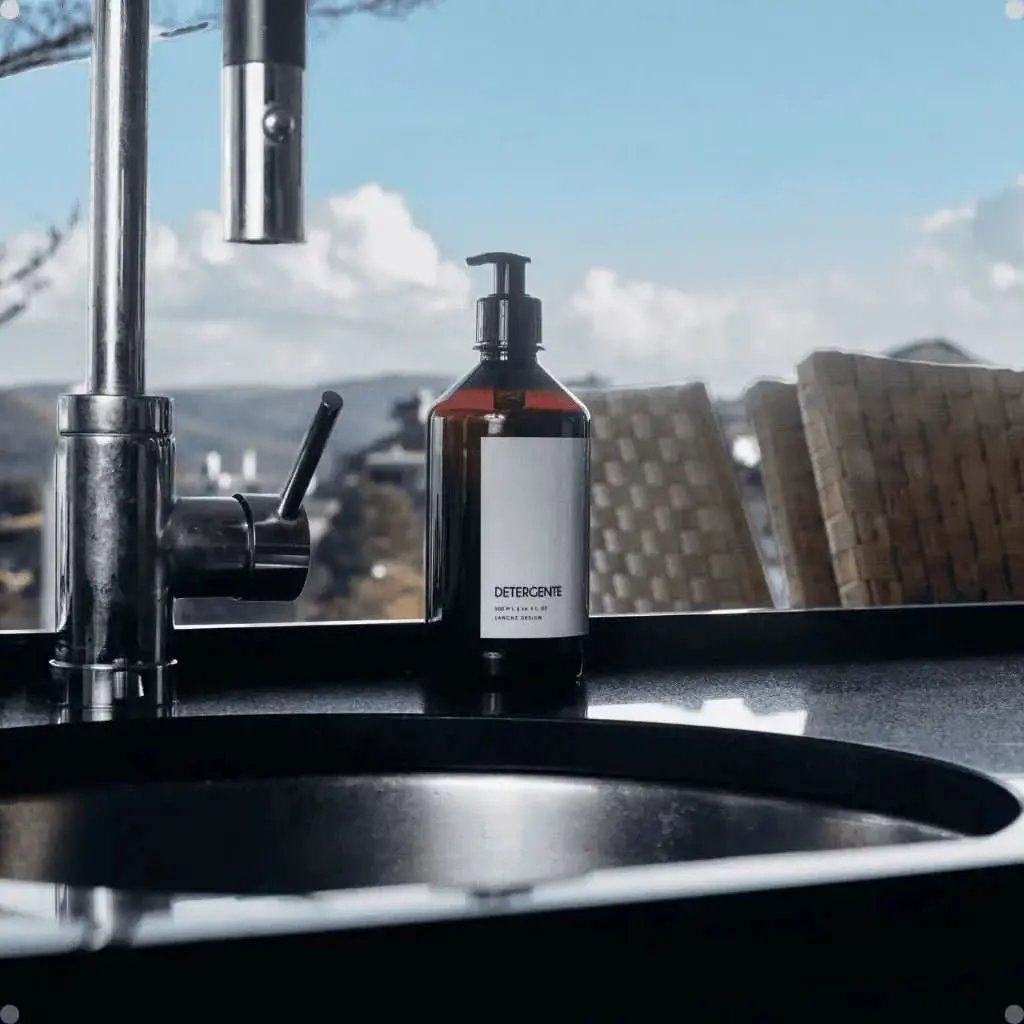 Sanchz Design Minimal Amber Seifenflaschenhalter – Mein Shop