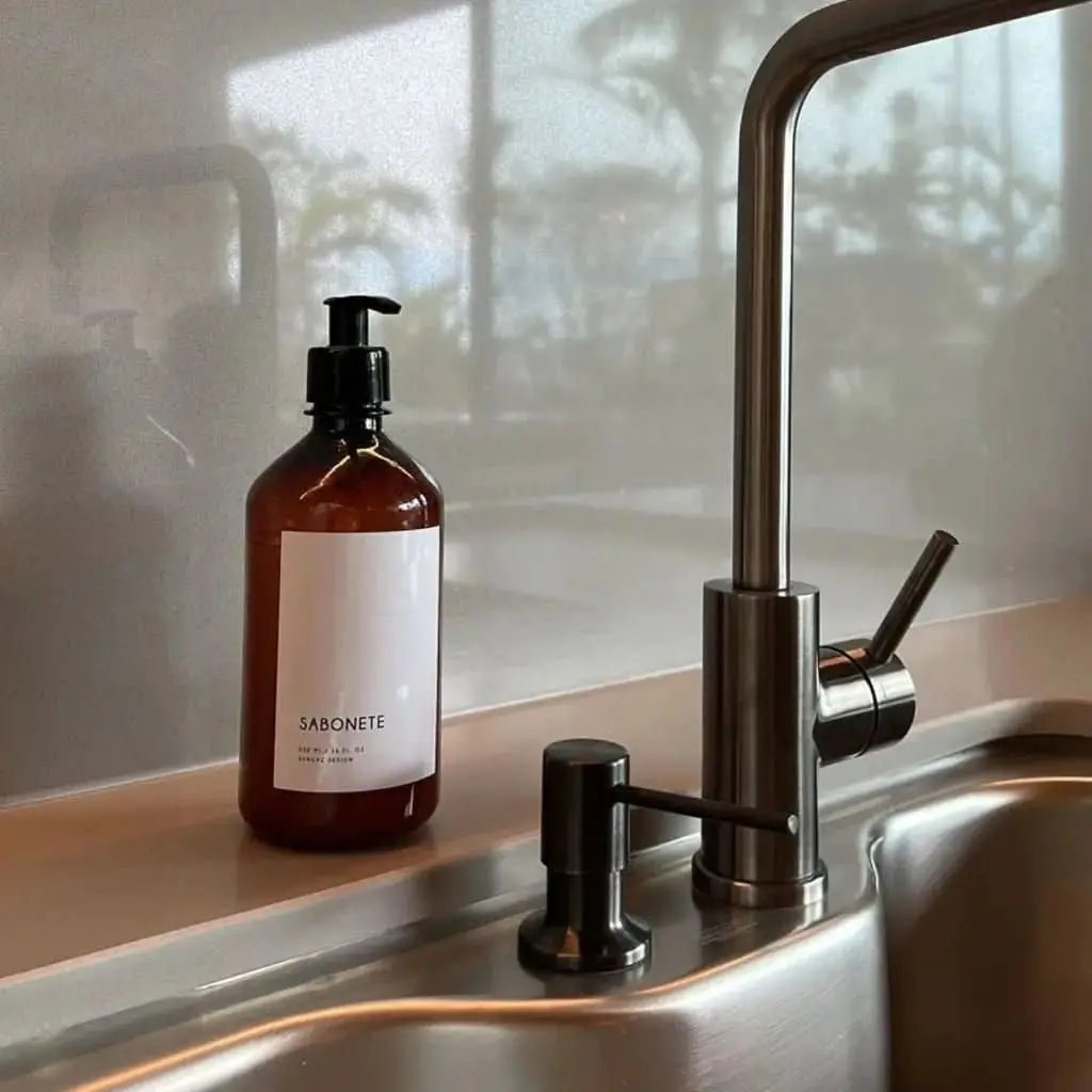 Sanchz Design Minimal Amber Seifenflaschenhalter – Mein Shop